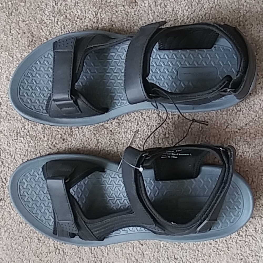 Eddie Bauer sandals